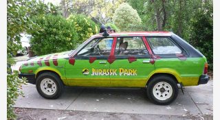 Illustration for article titled A List of All the Jurassic Park Liveried Vehicles I Could Find
